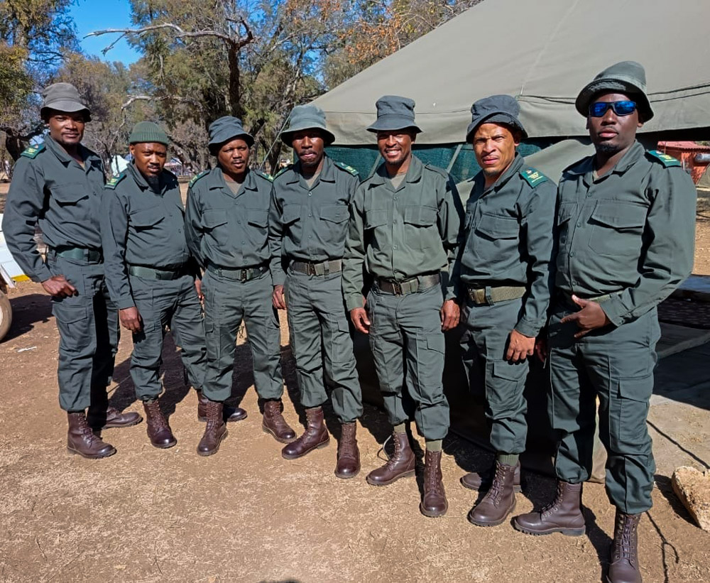 Jim Green boots supporting field rangers in Pilanesberg