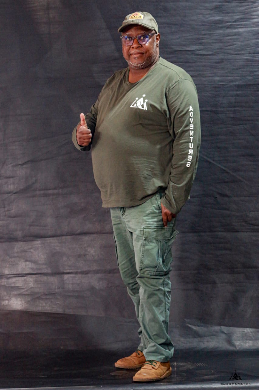 Aslam Mxolisi Tawana overlanding through the Kalahari Desert